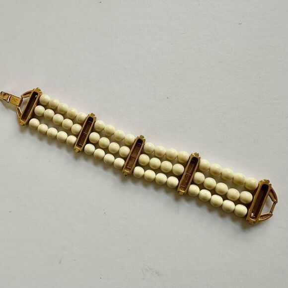 Napier cream and gold tone vintage multi strand bracelet - Picture 7 of 8